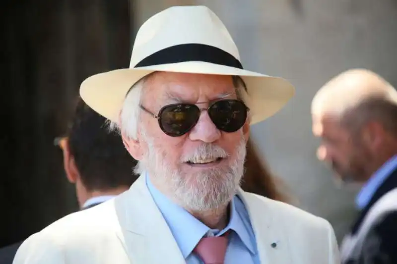 donald sutherland  9