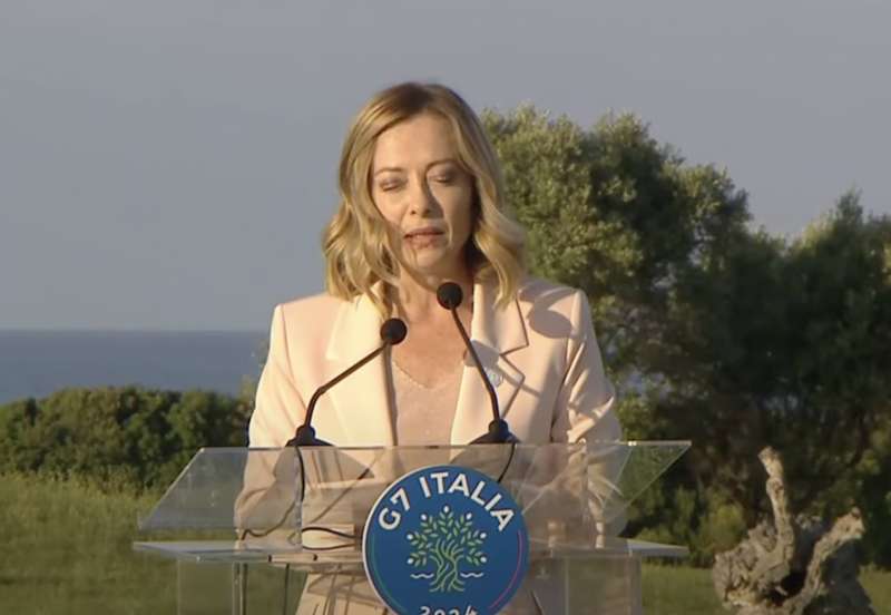 giorgia meloni al g7 di borgo egnazia 8