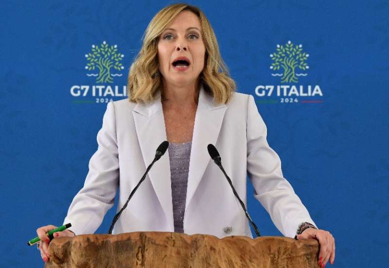 giorgia meloni conferenza stampa finale g7 borgo egnazia 5