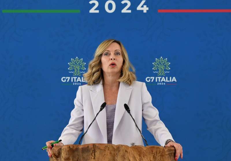 giorgia meloni conferenza stampa finale g7 borgo egnazia 6