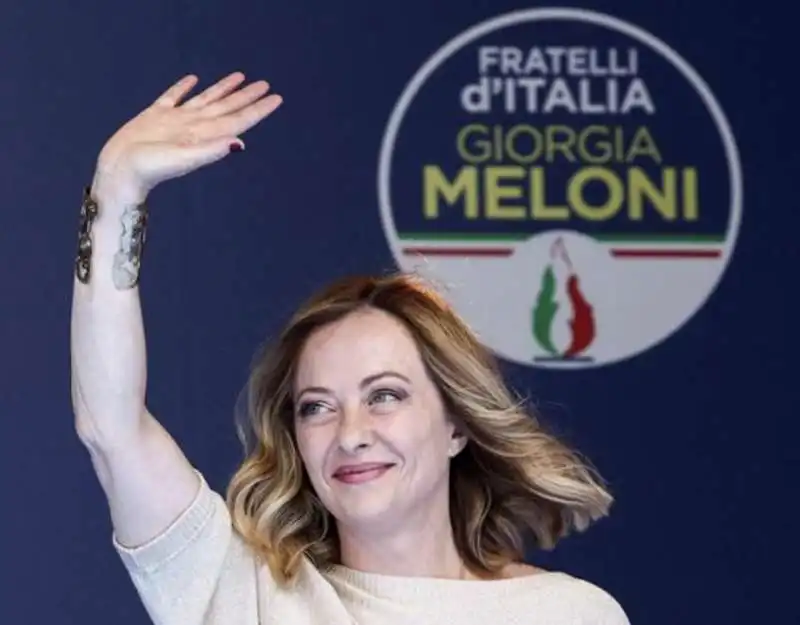 giorgia meloni e il comizio di chiusura della campagna elettorale 3