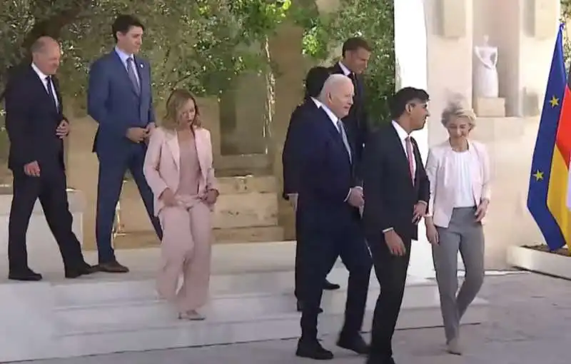 giorgia meloni ignorata dagli altri leader del g7  