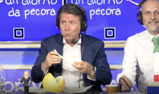 giuseppe conte mangia un melone 2