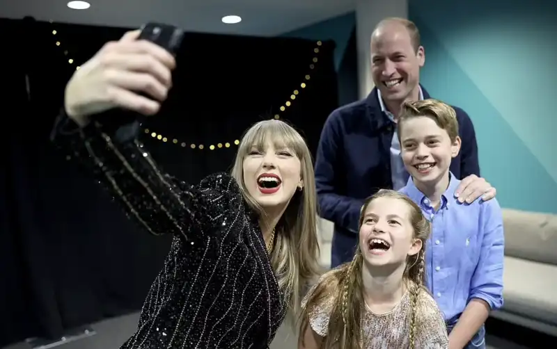 il principe william con i figli al concerto di taylor swift 1