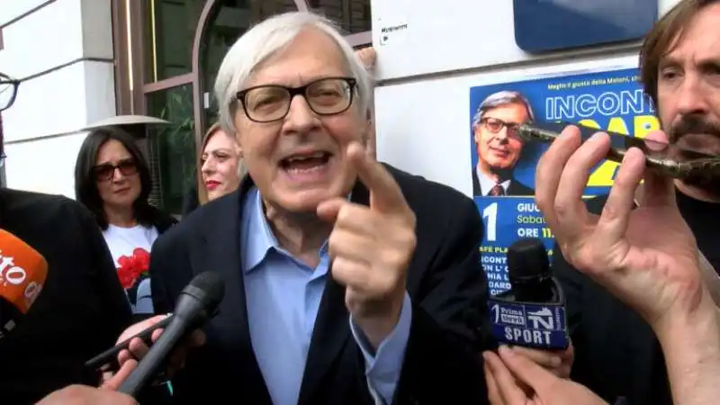 il tour elettorale di vittorio sgarbi 10