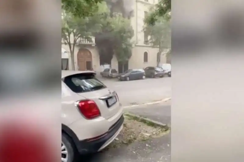 incendio in via fra galgario a milano   7