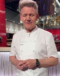 incidente in bici per gordon ramsay 7