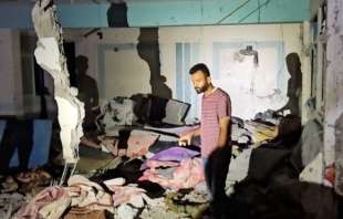 israele bombarda scuola a gaza 3