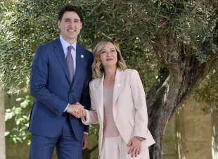 justin trudeau giorgia meloni. g7 borgo egnazia