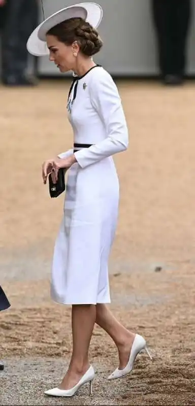 kate middleton    parata trooping the colours 2024   14