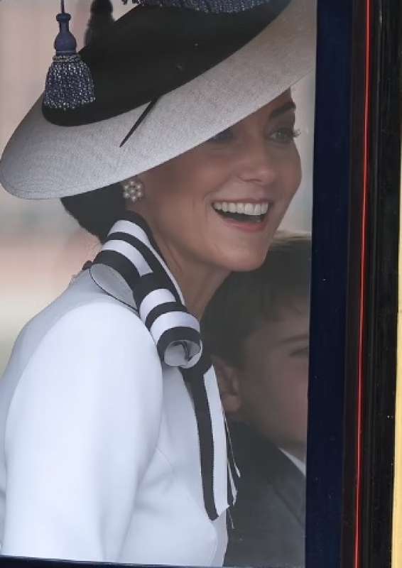 kate middleton parata trooping the colours 2024 2