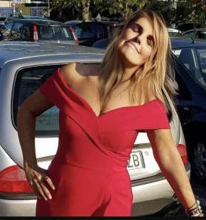 le foto ritoccate di tiziana morandi 1