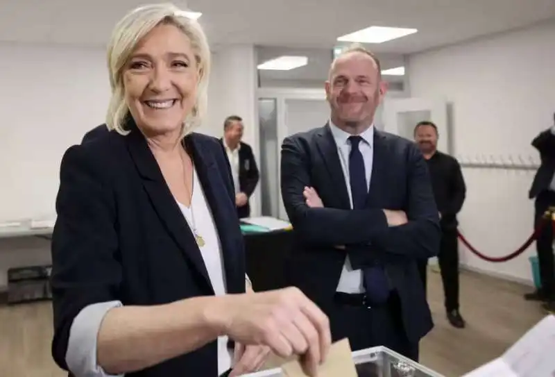 marine le pen vota per le elezioni europee 2024