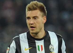 nicklas bendtner. 6