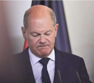 OLAF SCHOLZ