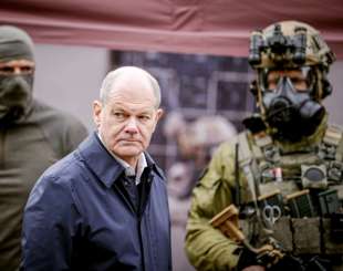 OLAF SCHOLZ - ESERCITO TEDESCO