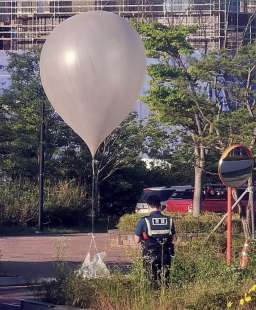 palloni aerostatici della corea del nord