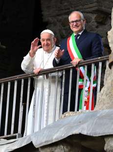 PAPA FRANCESCO - ROBERTO GUALTIERI - 1