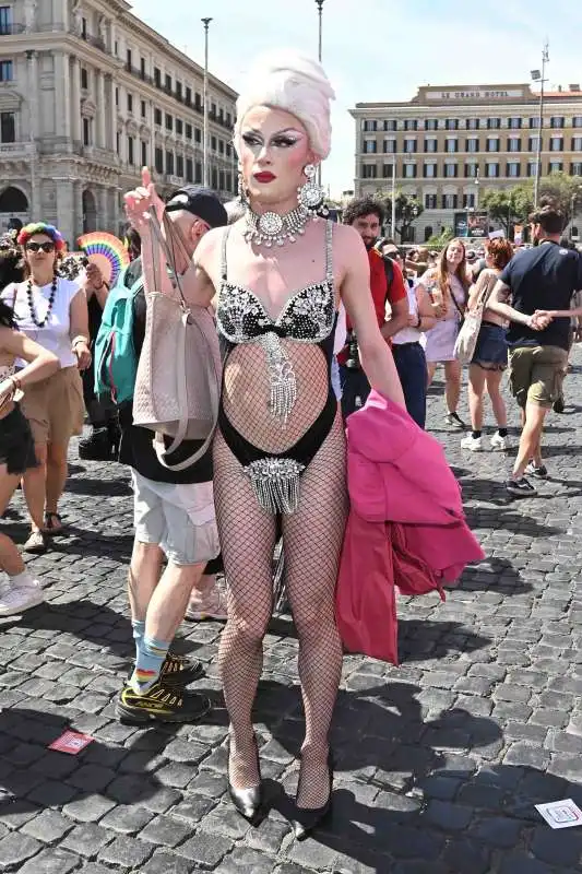 parata del roma pride 2024   11