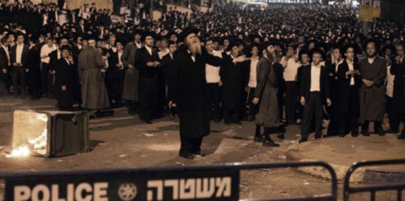 proteste degli ebrei ultra ortodossi contro la leva