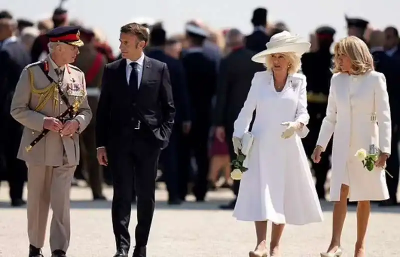 re carlo, la regin camilla in normandia, emmanuel e brigitte macron 1