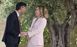 rishi sunak giorgia meloni g7 borgo egnazia