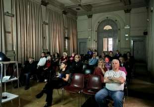 sala cam di milano per la proiezione del film l italia che conta