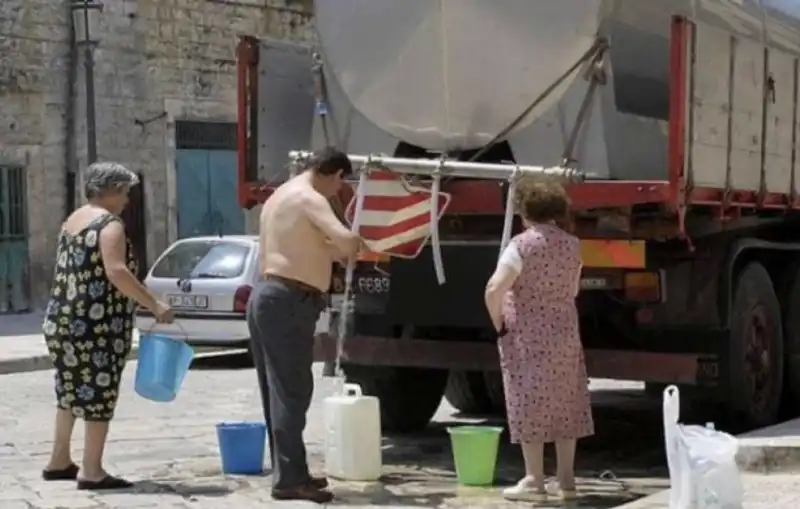 siccita e autobotti in sicilia 4