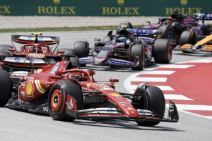 SORPASSO TRA SAINZ E LECLERC NEL GRAN PREMIO DI SPAGNA