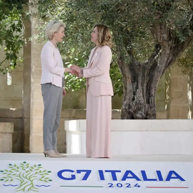 ursula von der leyen   giorgia meloni     g7 borgo egnazia 