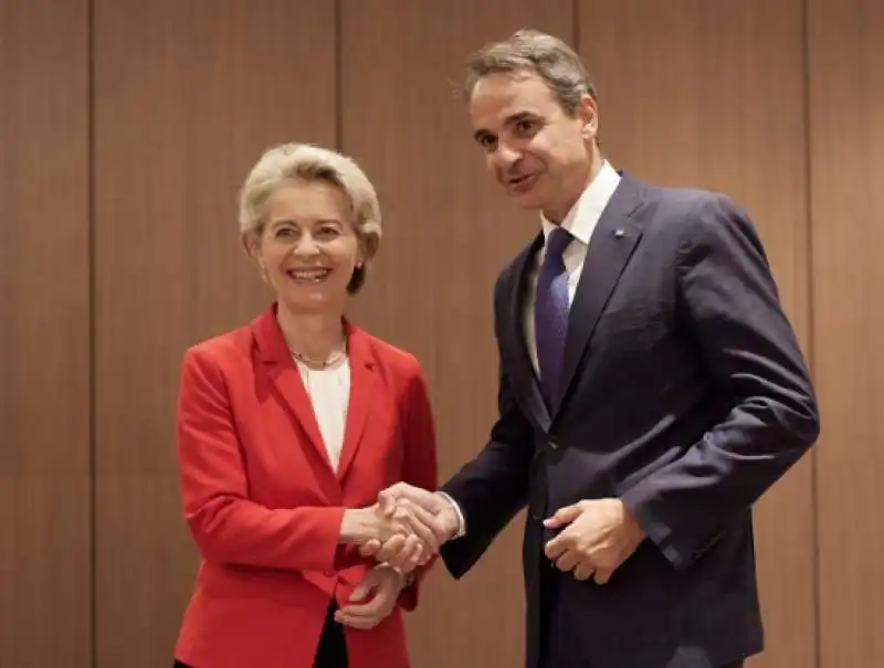 URSULA VON DER LEYEN KYRIAKOS MITSOTAKIS 