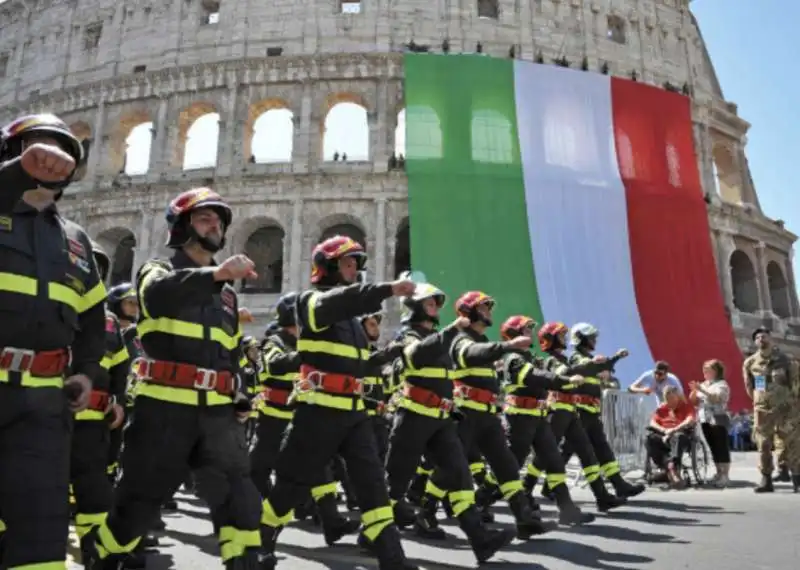 vigili del fuoco 2 giugno   2