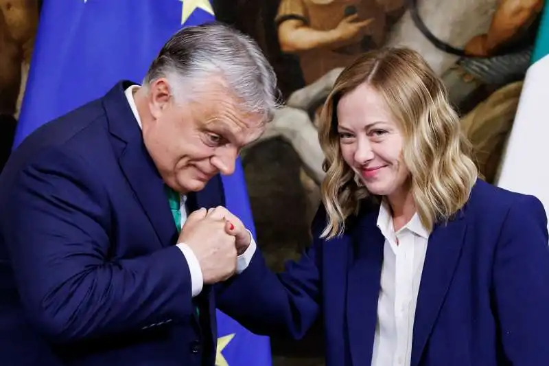 viktor orban   giorgia meloni   1