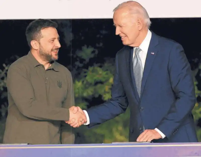 ZELENSKY E JOE BIDEN