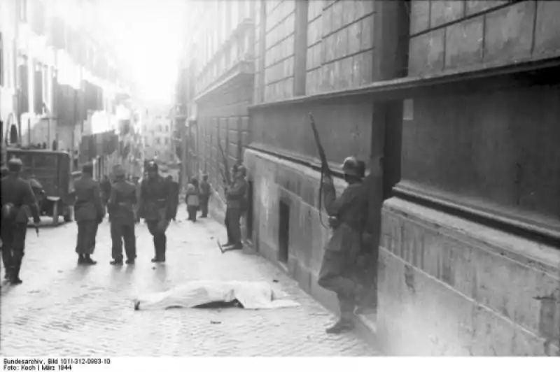 ATTENTATO DI VIA RASELLA 