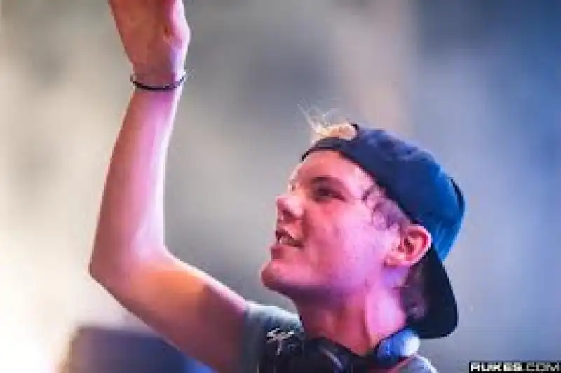 AVICII 