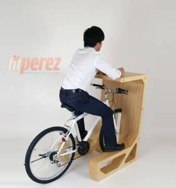 bike desk oPt 