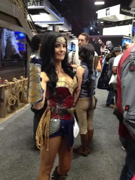 COMIC CON SAN DIEGO WONDER WOMAN 