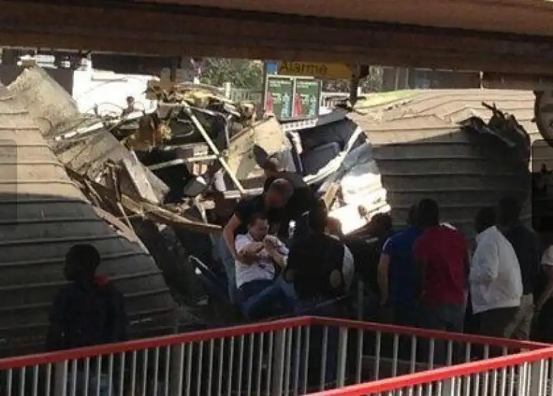 disastro ferroviario a bretigny vicino parigi 