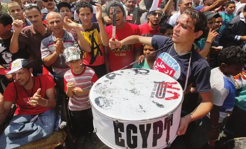 EGITTO MANIFESTANTI ANTI MORSI A PIAZZA TAHRIR 