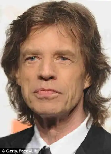 APP LIFTING MICK JAGGER 