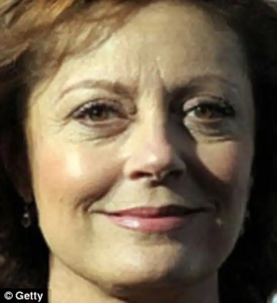 APP LIFTING SUSAN SARANDON 