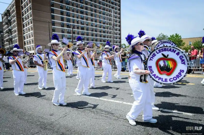 MERMAIDPARADE 