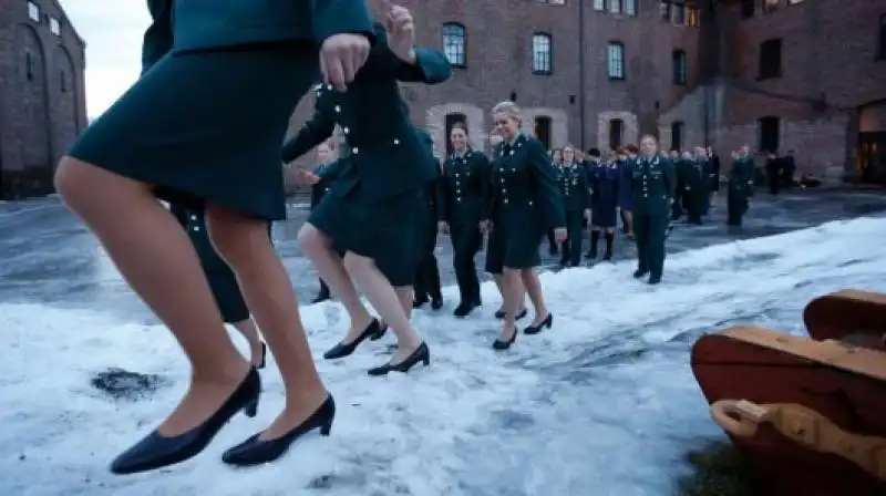 military woman norway army  