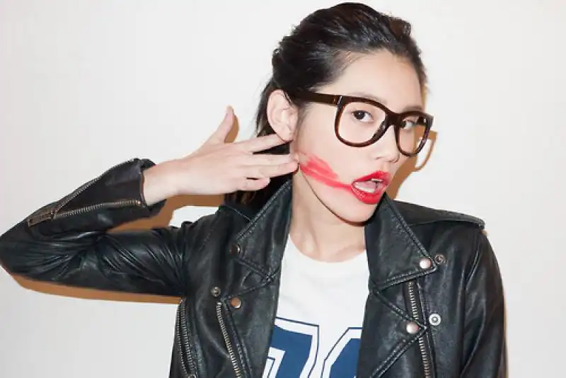 MING FOTO BY TERRY RICHARDSON 