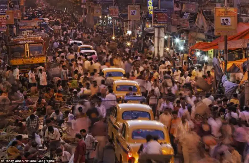 NATIONAL GEOGRAPHIC - CALCUTTA