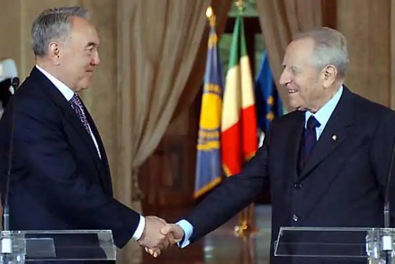 NAZARBAYEV E CIAMPI 