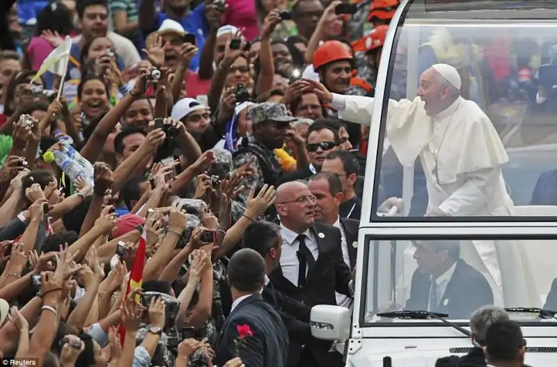 PAPA BERGOGLIO A RIO DE JANEIRO 