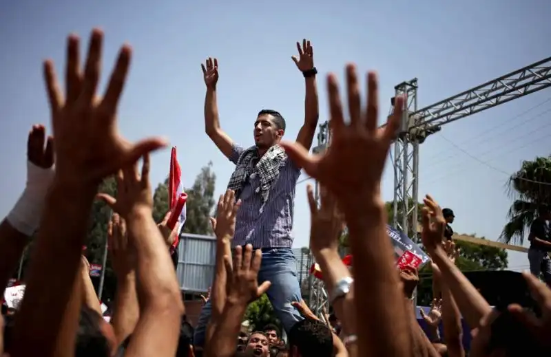 PIAZZA TAHRIR LA PROTESTA CONTRO IL PRESIDENTE MORSI 