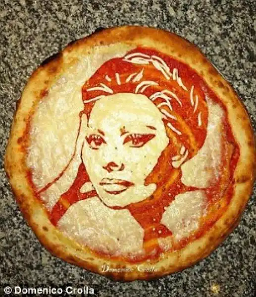 SOFIA LOREN SULLA PIZZA 